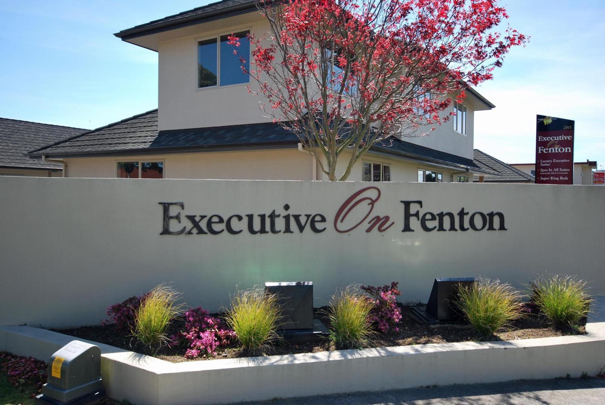 Executive On Fenton Motel Rotorua Ngoại thất bức ảnh