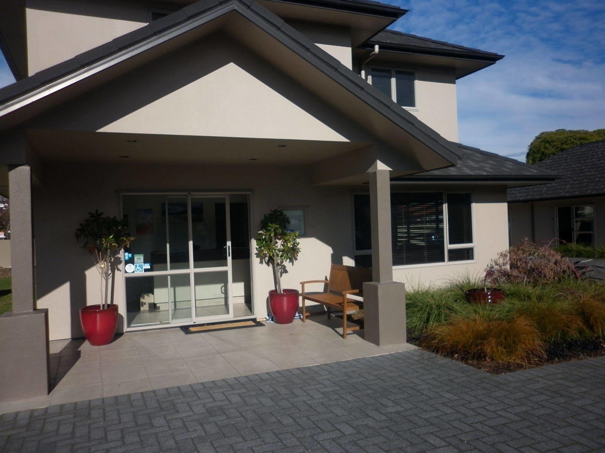 Executive On Fenton Motel Rotorua Ngoại thất bức ảnh